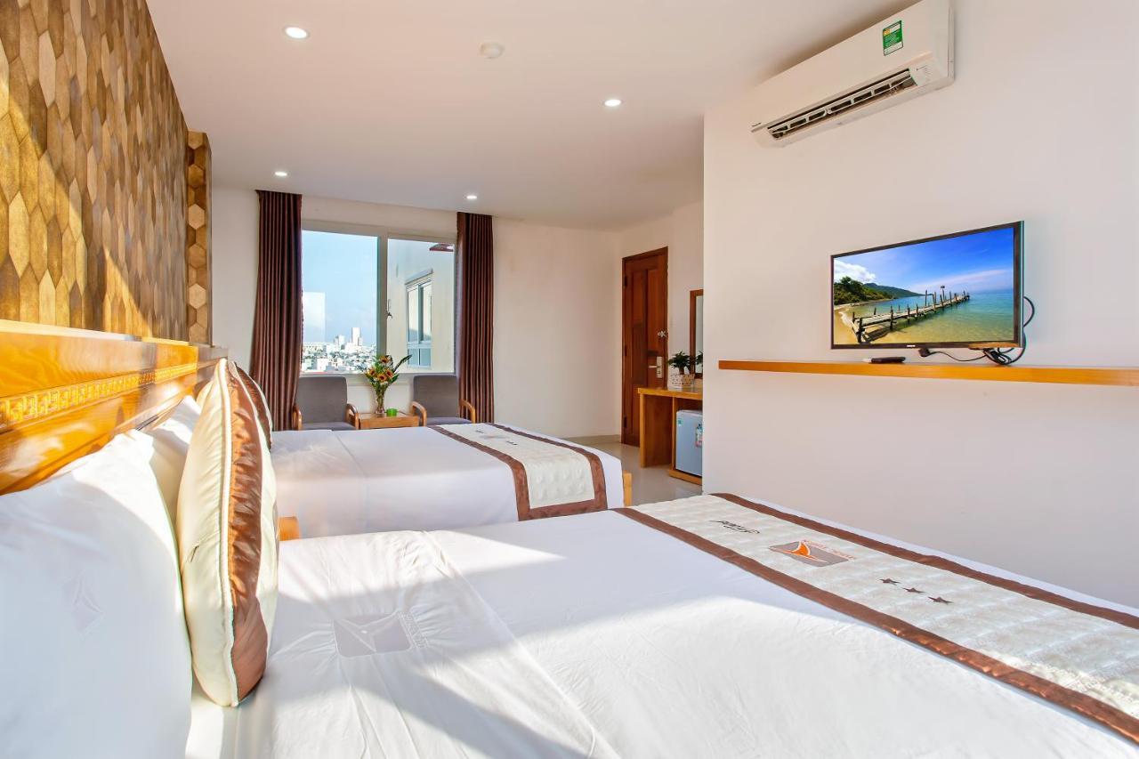 Quoc Thien Hotel Da Nang Luaran gambar