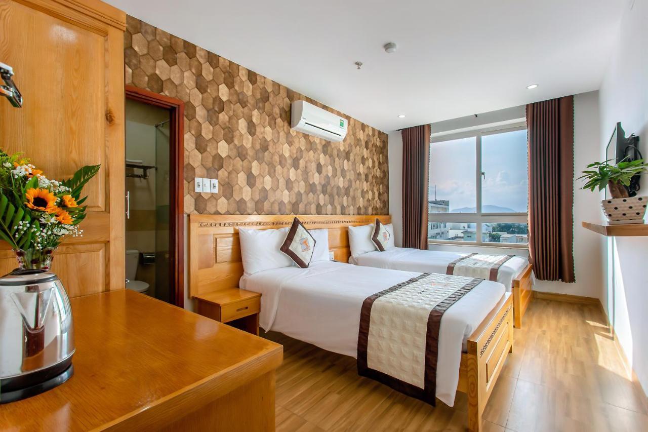 Quoc Thien Hotel Da Nang Luaran gambar